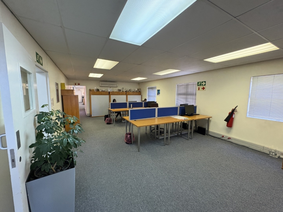 To Let Commercial Property for Rent in Montague Gardens Western Cape
